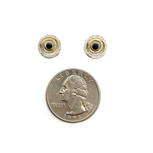 Onyx Circle Studs-Earrings-Manuela Carl-Pistachios