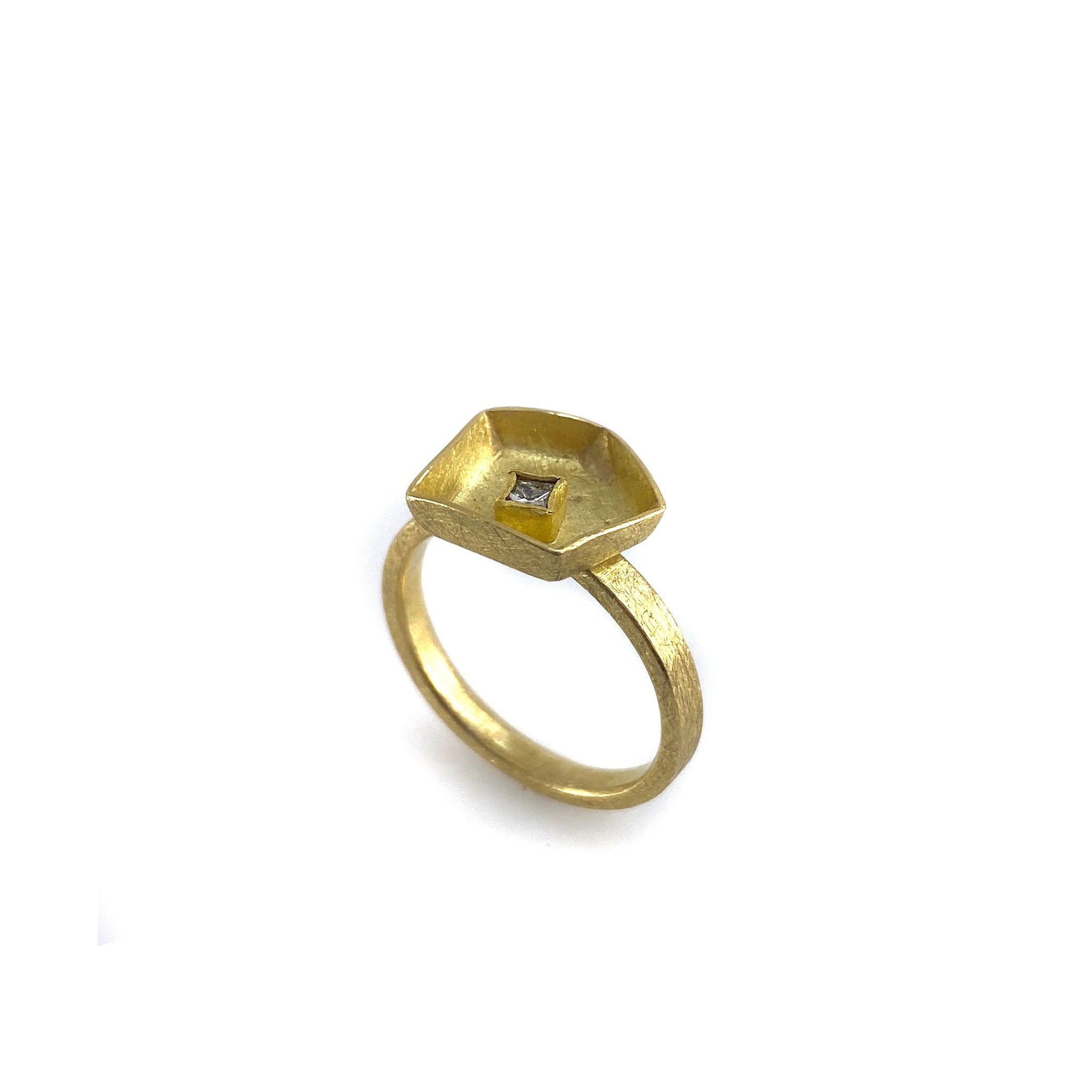 Gold Rings for Men in 22K Gold -Indian Gold Jewelry -Buy Online