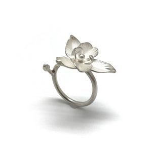 White Orchid Ring-Rings-Huiyu Chiu-Pistachios