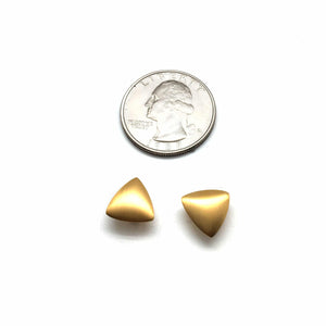 Mini Triangle Studs - Gold-Earrings-Manuela Carl-Pistachios