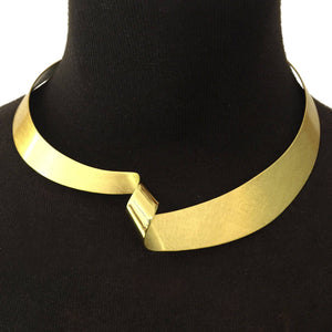 Mini Twist Collar - Gold-Necklaces-Aleksandra Przybysz-Pistachios