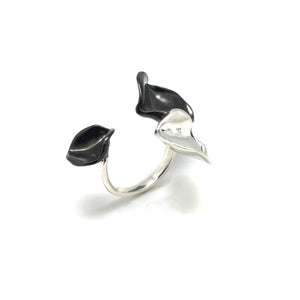 Open Silver Petal Ring-Rings-Emi Nakamura-Pistachios